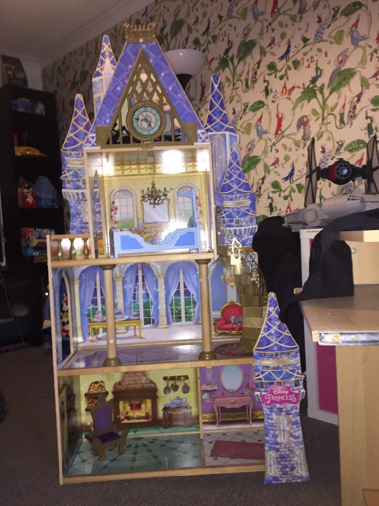 princess dolls house